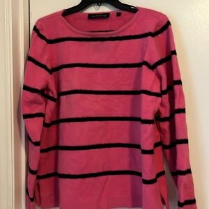Never worn Soft Sweater Size L